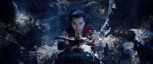 Torna a volare il tappeto volante di Aladdin: dal 22 maggio in tutte le sale